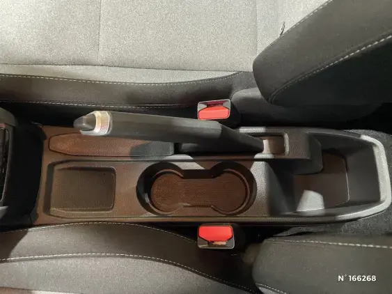 RENAULT CLIO V - voiture d'occasion - Photo 32