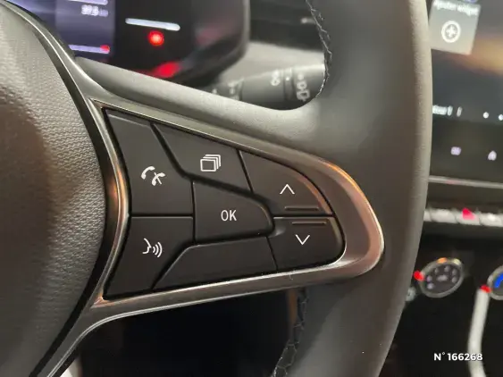 RENAULT CLIO V - voiture d'occasion - Photo 36