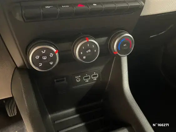 RENAULT CLIO V - voiture d'occasion - Photo 25