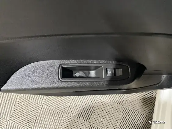 RENAULT CLIO V - voiture d'occasion - Photo 31