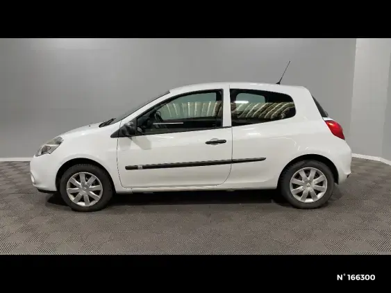 RENAULT CLIO III SOCIETE - voiture d'occasion - Photo 2
