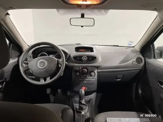 RENAULT CLIO III SOCIETE - voiture d'occasion - Photo 9