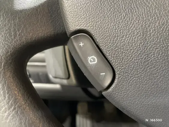 RENAULT CLIO III SOCIETE - voiture d'occasion - Photo 23