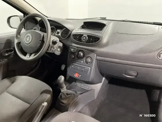 RENAULT CLIO III SOCIETE - voiture d'occasion - Photo 10
