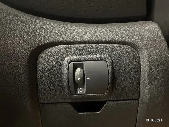 RENAULT SCENIC IV - voiture d'occasion - Photo 15