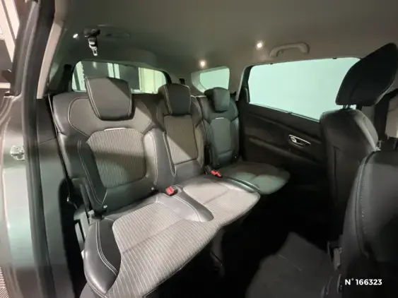 RENAULT SCENIC IV - voiture d'occasion - Photo 11