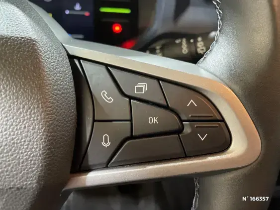 DACIA DUSTER III - voiture d'occasion - Photo 28