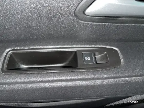 DACIA DUSTER III - voiture d'occasion - Photo 28