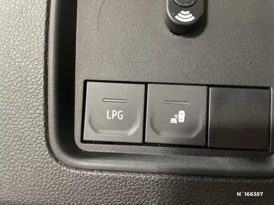 DACIA DUSTER II - voiture d'occasion - Photo 15