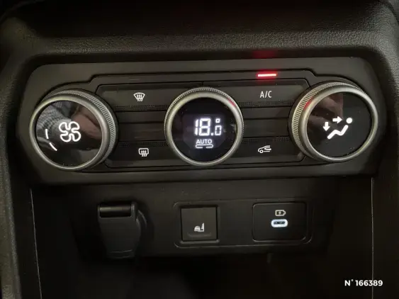 DACIA SANDERO III - voiture d'occasion - Photo 38