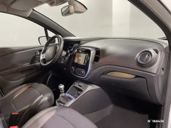 RENAULT CAPTUR - voiture d'occasion - Photo 10
