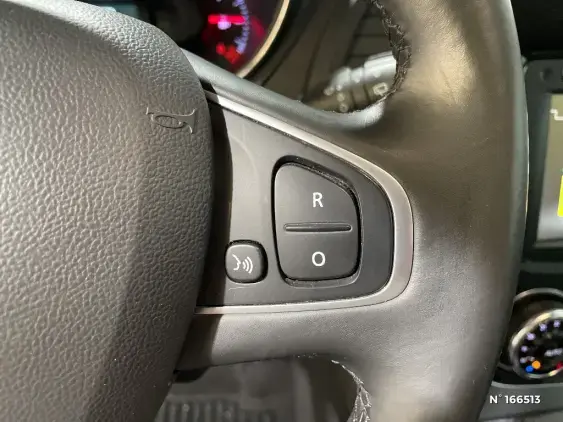 RENAULT CAPTUR - voiture d'occasion - Photo 28