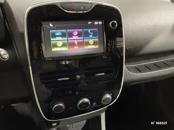 RENAULT CLIO IV - voiture d'occasion - Photo 13