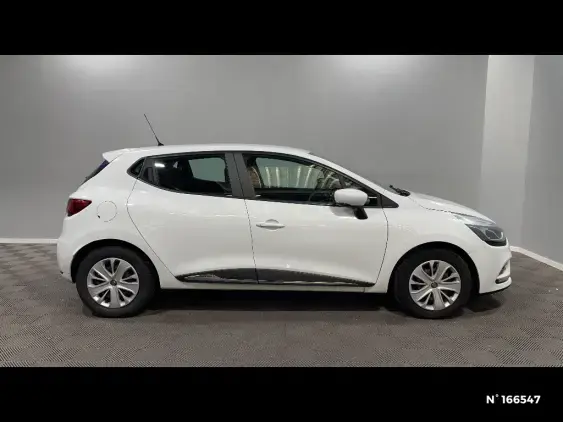 RENAULT CLIO IV - voiture d'occasion - Photo 5