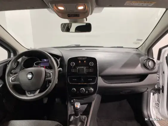 RENAULT CLIO IV - voiture d'occasion - Photo 9
