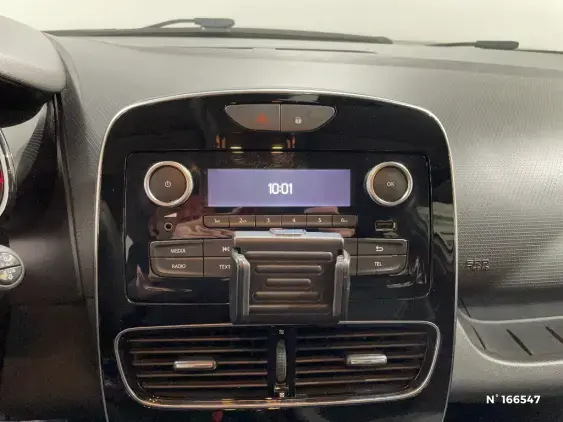 RENAULT CLIO IV - voiture d'occasion - Photo 13