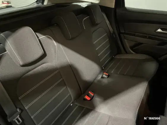 DACIA DUSTER II - voiture d'occasion - Photo 11