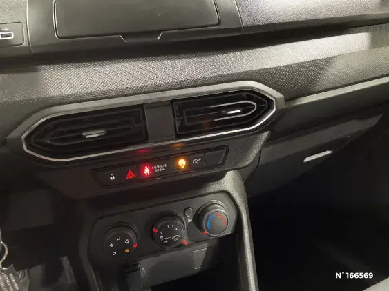 DACIA SANDERO III - voiture d'occasion - Photo 13