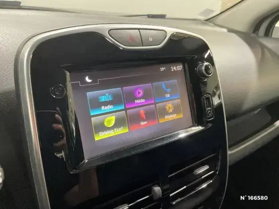 RENAULT CLIO IV - voiture d'occasion - Photo 12