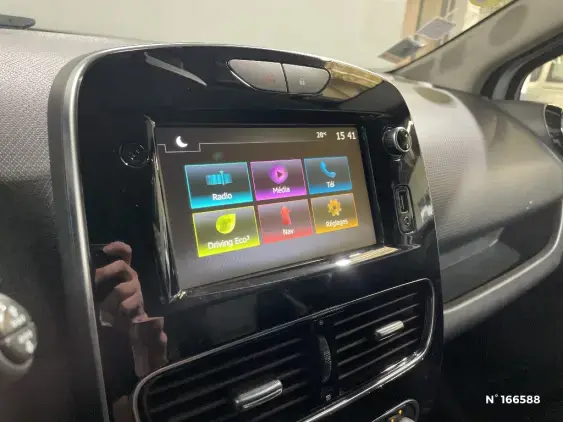 RENAULT CLIO IV - voiture d'occasion - Photo 13