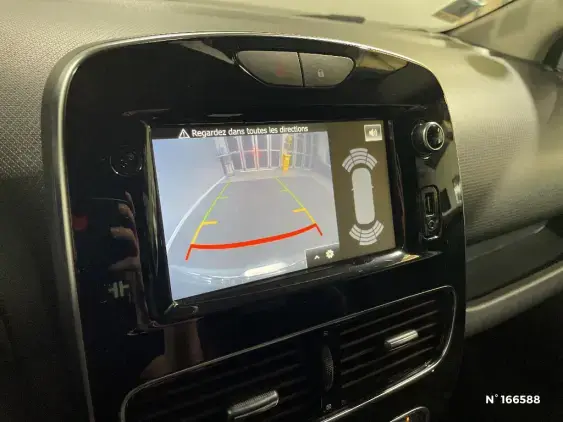 RENAULT CLIO IV - voiture d'occasion - Photo 14