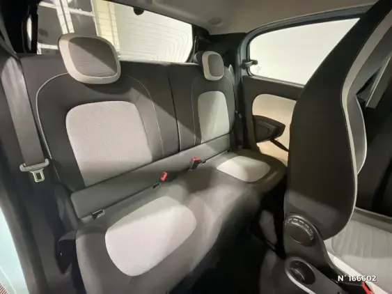 RENAULT TWINGO III - voiture d'occasion - Photo 11