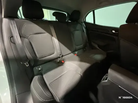 RENAULT MEGANE IV - voiture d'occasion - Photo 11