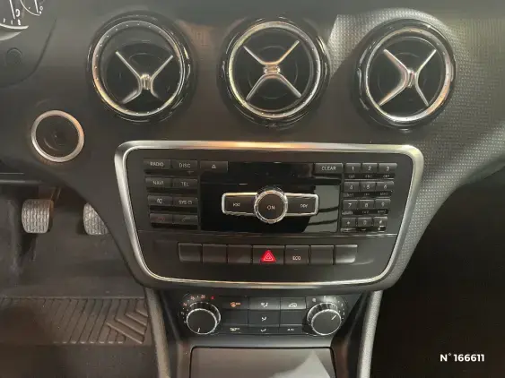 MERCEDES-BENZ CLASSE A III - voiture d'occasion - Photo 26
