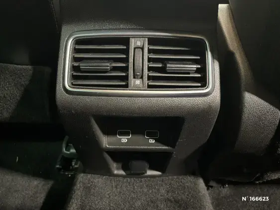 RENAULT MEGANE IV - voiture d'occasion - Photo 29