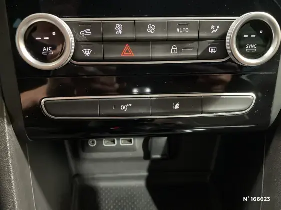 RENAULT MEGANE IV - voiture d'occasion - Photo 30