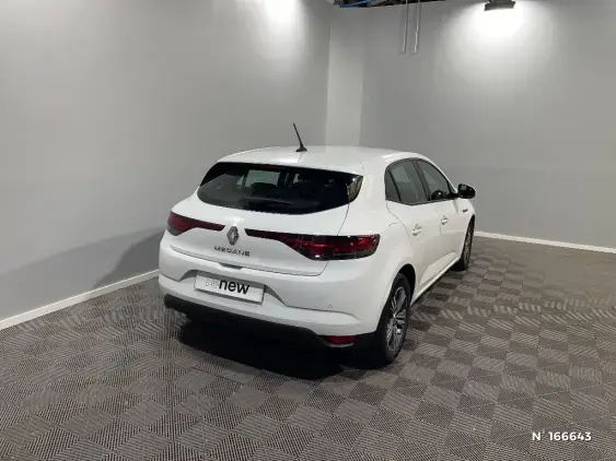 RENAULT MEGANE IV - voiture d'occasion - Photo 4
