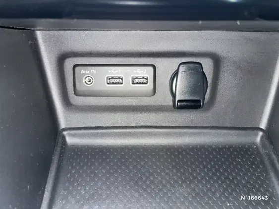 RENAULT MEGANE IV - voiture d'occasion - Photo 27