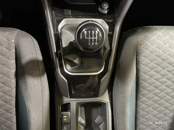 VOLKSWAGEN T-ROC - voiture d'occasion - Photo 29