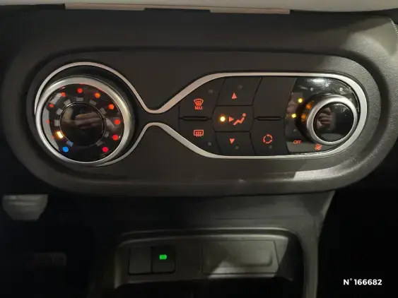 RENAULT TWINGO ELECTRIQUE III - voiture d'occasion - Photo 26