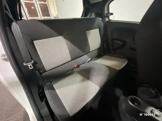 RENAULT TWINGO ELECTRIQUE III - voiture d'occasion - Photo 11