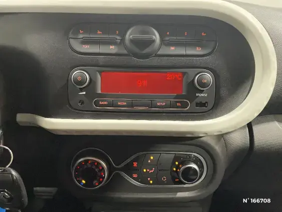 RENAULT TWINGO ELECTRIQUE III - voiture d'occasion - Photo 13