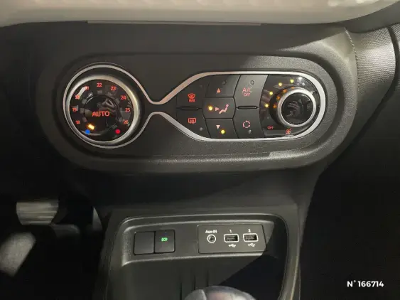 RENAULT TWINGO ELECTRIQUE III - voiture d'occasion - Photo 25