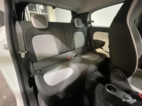 RENAULT TWINGO III - voiture d'occasion - Photo 11