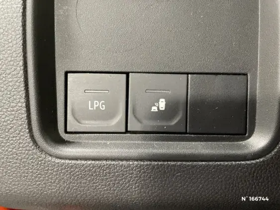 DACIA DUSTER II - voiture d'occasion - Photo 15