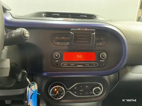 RENAULT TWINGO III - voiture d'occasion - Photo 14