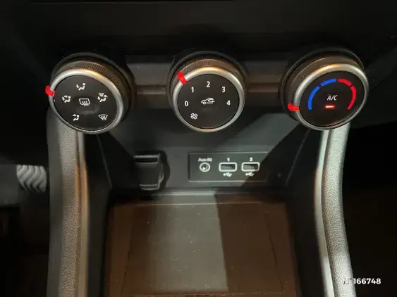 RENAULT CAPTUR II - voiture d'occasion - Photo 27