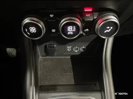 RENAULT CAPTUR II - voiture d'occasion - Photo 27