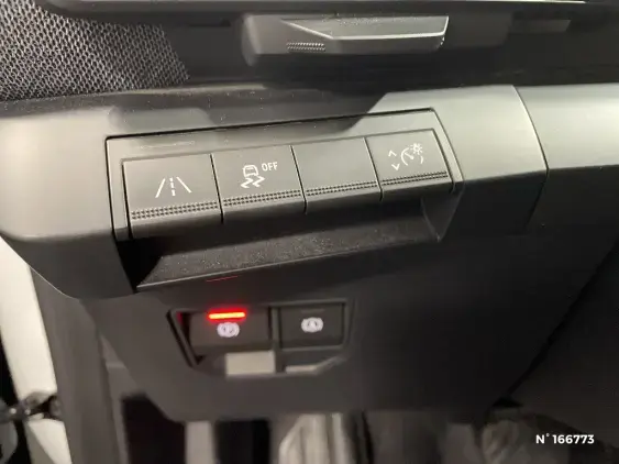 RENAULT MEGANE V - voiture d'occasion - Photo 15