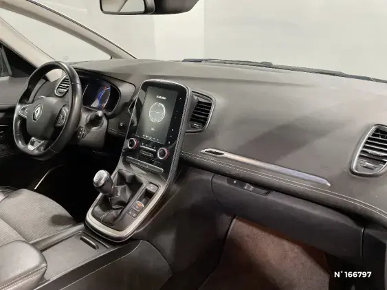 RENAULT SCENIC IV - voiture d'occasion - Photo 10