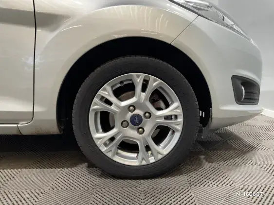 FORD FIESTA VI - voiture d'occasion - Photo 8