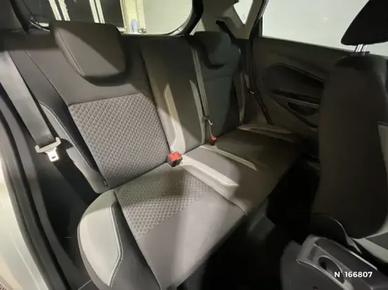 FORD FIESTA VI - voiture d'occasion - Photo 11