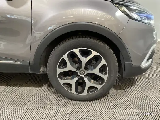 RENAULT CAPTUR - voiture d'occasion - Photo 8
