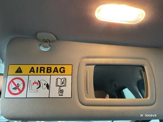 RENAULT CAPTUR - voiture d'occasion - Photo 36