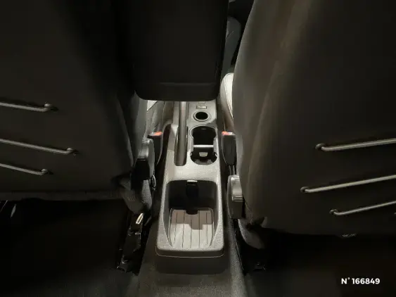 RENAULT CAPTUR - voiture d'occasion - Photo 38