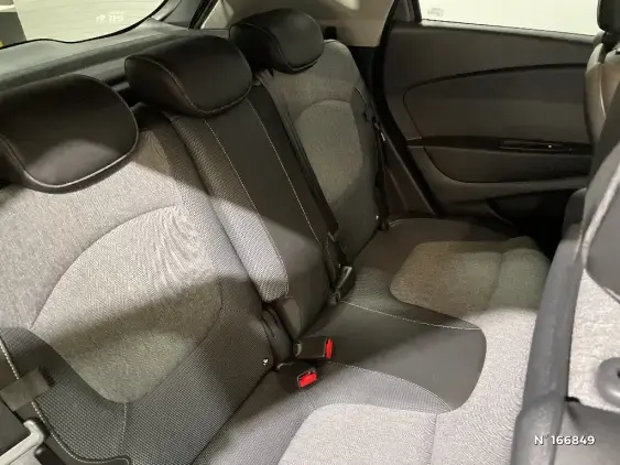 RENAULT CAPTUR - voiture d'occasion - Photo 11